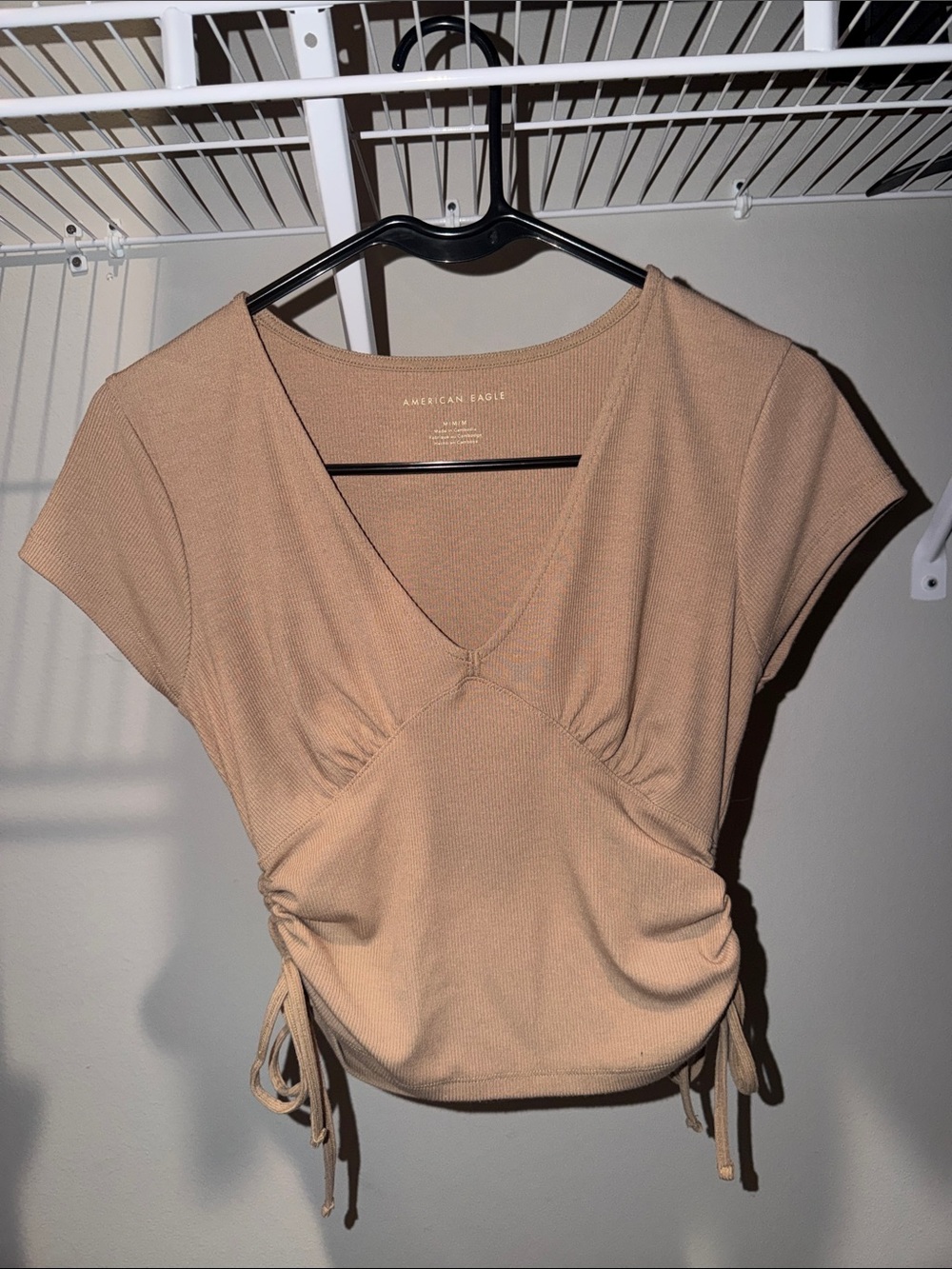American Eagle Outfitters Beige V-Neck Cinch-Side Cropped Top